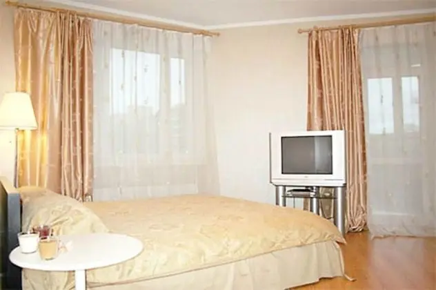 Apart Daire, 1 Yatak Odası (Kuznechnaya, 79-3)