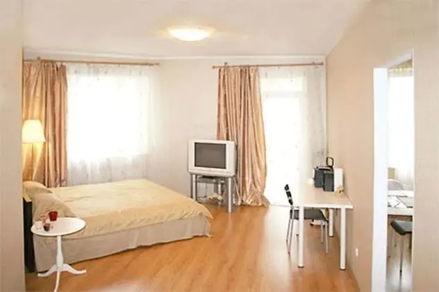 Apart Daire, 1 Yatak Odası (Kuznechnaya, 79-3)