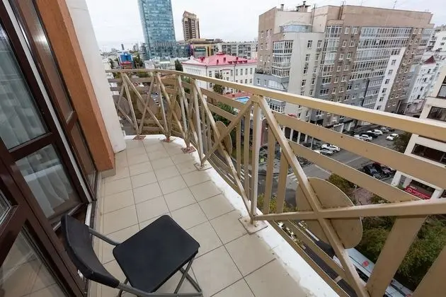Apart Daire, 1 Yatak Odası (Belinskogo, 30-102)