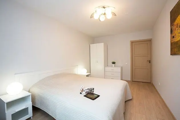 Apart Daire, 1 Yatak Odası (Ilyicha str., 42a-82)