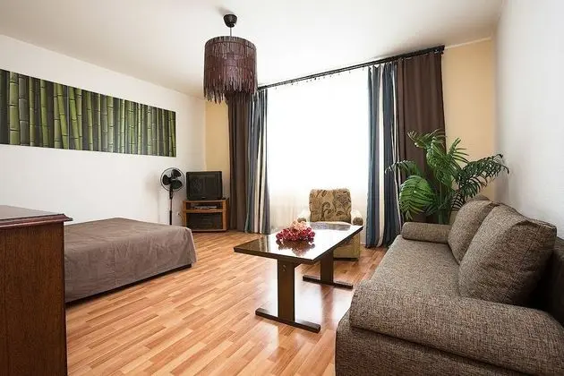 Apart Daire, 1 Yatak Odası (Malysheva, 4b- 43)