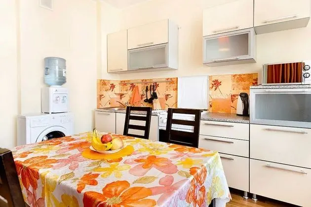 Apart Daire, 2 Yatak Odası (Malysheva, 4b- 79)