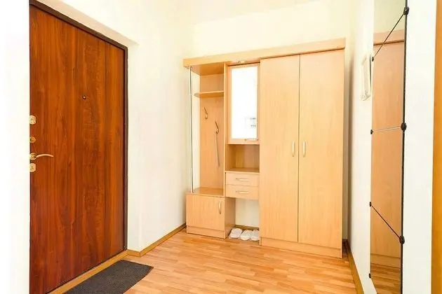 Apart Daire, 2 Yatak Odası (Malysheva, 4b- 79)