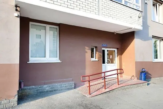 Apart Daire, 2 Yatak Odası (Malysheva, 4b- 79)
