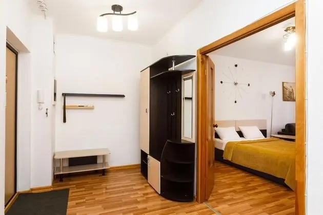 Apart Daire, 1 Yatak Odası (Sheynkmana, 90-60)