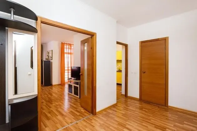 Apart Daire, 1 Yatak Odası (Sheynkmana, 90-60)