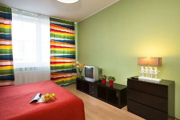 Apart Daire, 2 Yatak Odası (Moskovskaya, 77-206)