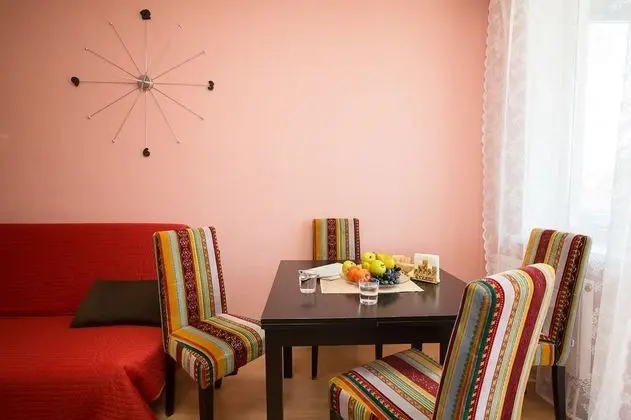 Apart Daire, 2 Yatak Odası (Moskovskaya, 77-206)