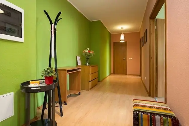 Apart Daire, 2 Yatak Odası (Moskovskaya, 77-206)