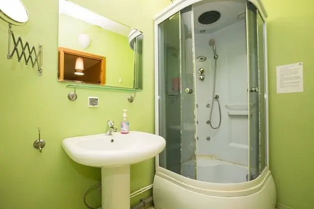Apart Daire, 2 Yatak Odası (Moskovskaya, 77-206)
