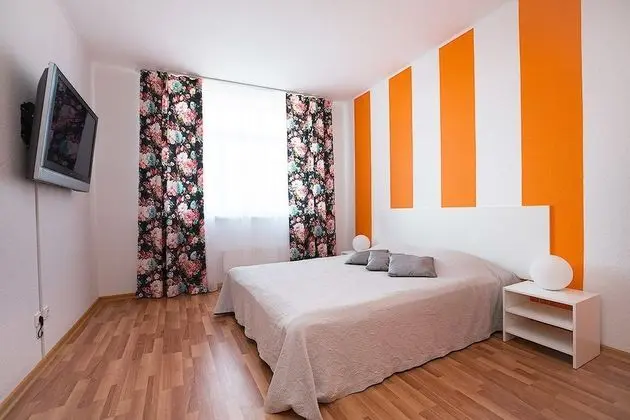 Apart Daire, 2 Yatak Odası (Soyuznaya, 27-165)