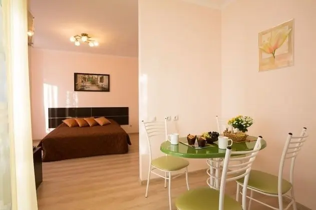 Apart Daire (Tsiolkovskogo, 29-499)