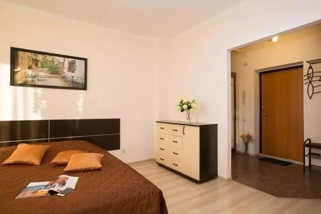Apart Daire (Tsiolkovskogo, 29-499)