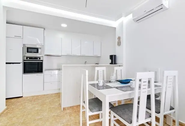 Apart Daire, 2 Yatak Odası, Balkon