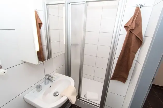 Standard Apart Daire, 1 Büyük (Queen) Boy Yatak ve Çekyat, Mutfak