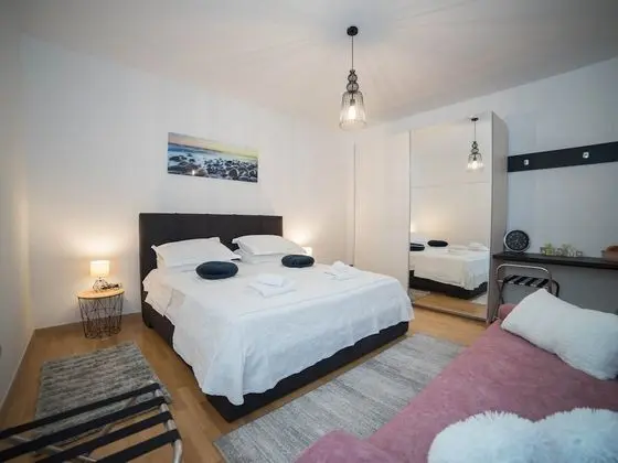 Apart Daire (Two-Bedroom Apartment with Terrace an)