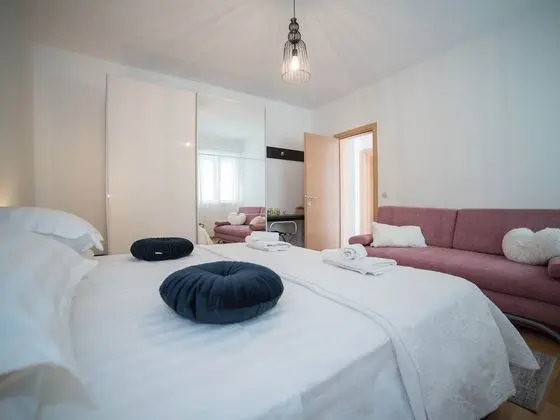 Apart Daire (Two-Bedroom Apartment with Terrace an)