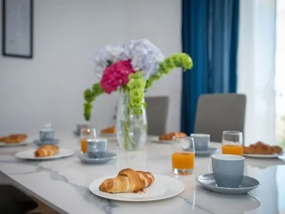 Apart Daire (Two-Bedroom Apartment with Terrace an)