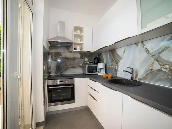 Apart Daire (Two-Bedroom Apartment with Terrace an)