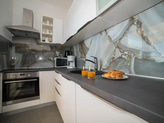 Apart Daire (Two-Bedroom Apartment with Terrace an)