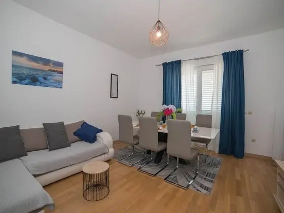Apart Daire (Two-Bedroom Apartment with Terrace an)