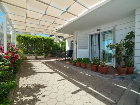 Apart Daire (Two-Bedroom Apartment with Terrace an)