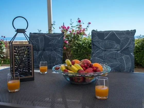 Apart Daire (Two-Bedroom Apartment with Terrace an)