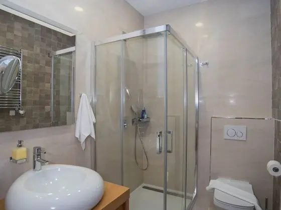 Apart Daire (Two-Bedroom Apartment with Terrace an)