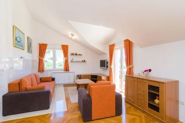 Apart Daire (Two Bedroom Apartment with Balcony)