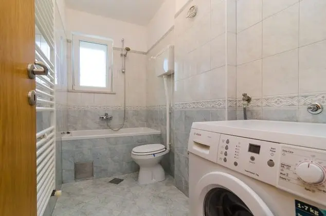 Apart Daire (Two Bedroom Apartment with Balcony)