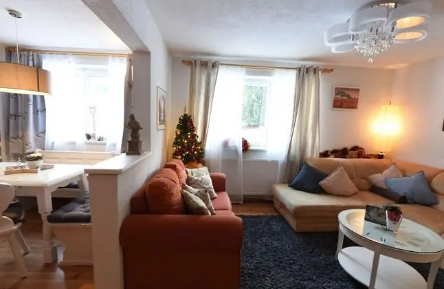 Design Apart Daire, 2 Yatak Odası, Balkon, Dağ Manzaralı