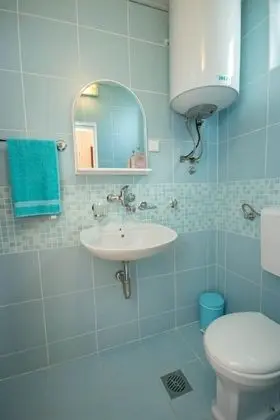 Family Üç Kişilik Oda, Birden Çok Yatak, Avlu Manzaralı