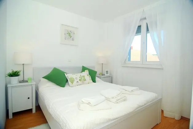 Apart Daire, Deniz Manzaralı