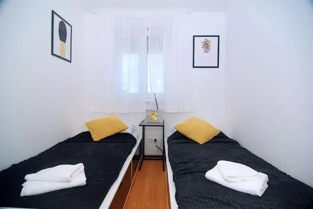 Apart Daire, Deniz Manzaralı