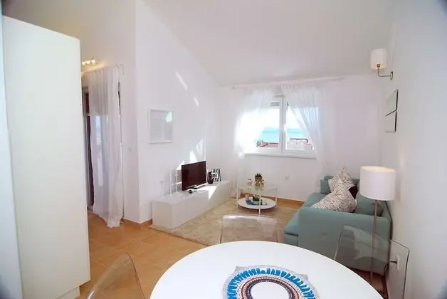 Apart Daire, Deniz Manzaralı