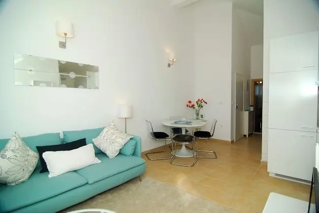 Apart Daire, Deniz Manzaralı