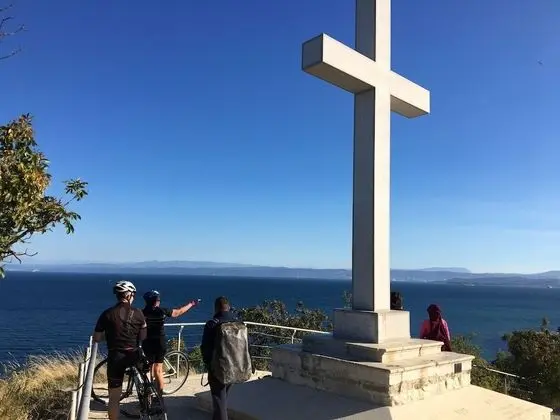 Apart Daire, 1 Büyük (Queen) Boy Yatak