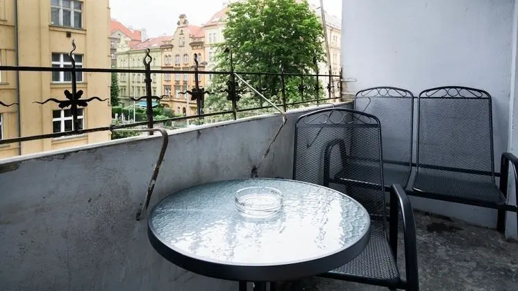 Classic Tek Büyük Yataklı Oda