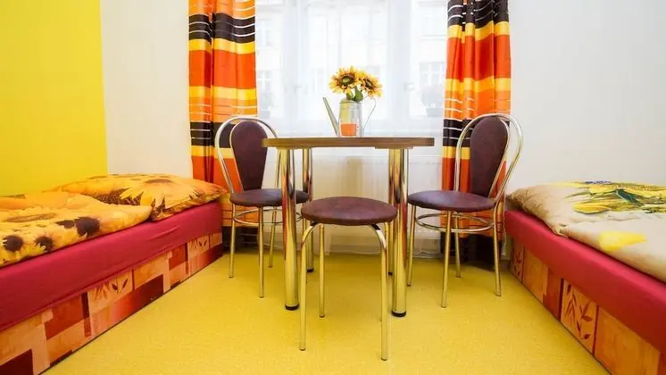 Classic Üç Kişilik Oda