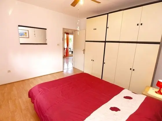 Apart Daire, 2 Yatak Odası (749/1748)