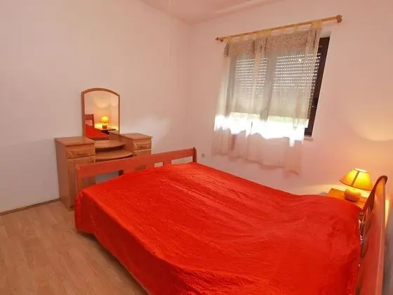 Apart Daire, 2 Yatak Odası (749/1748)