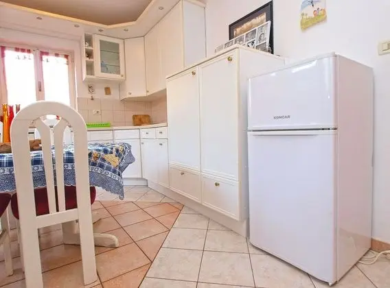 Apart Daire, 2 Yatak Odası (749/1748)