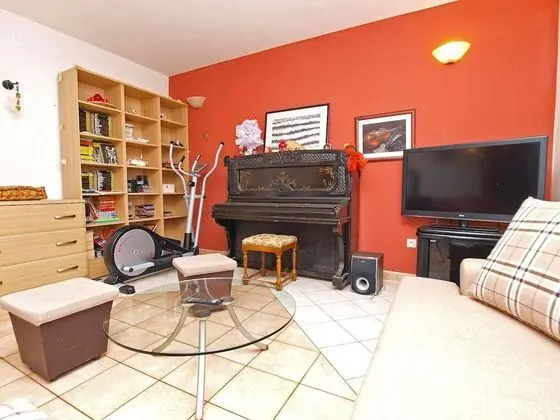 Apart Daire, 2 Yatak Odası (749/1748)