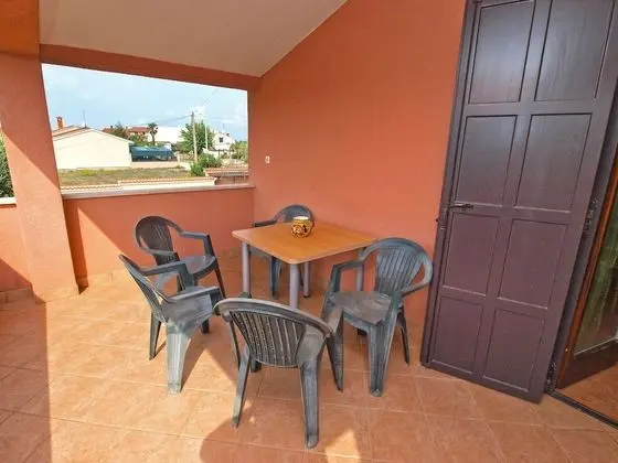 Apart Daire, 2 Yatak Odası (749/1750)