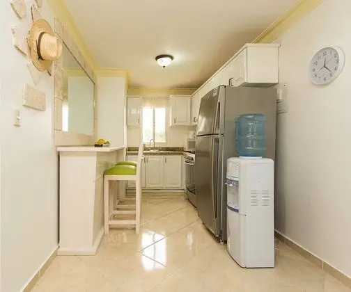 One Bedroom Apartment