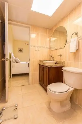 One Bedroom Apartment