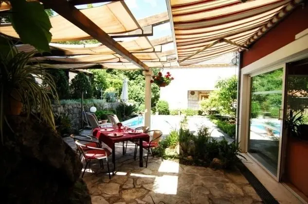 Apart Daire (Duplex Two-Bedroom Apartment)