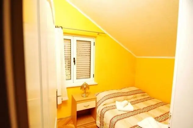 Apart Daire (Duplex Two-Bedroom Apartment)