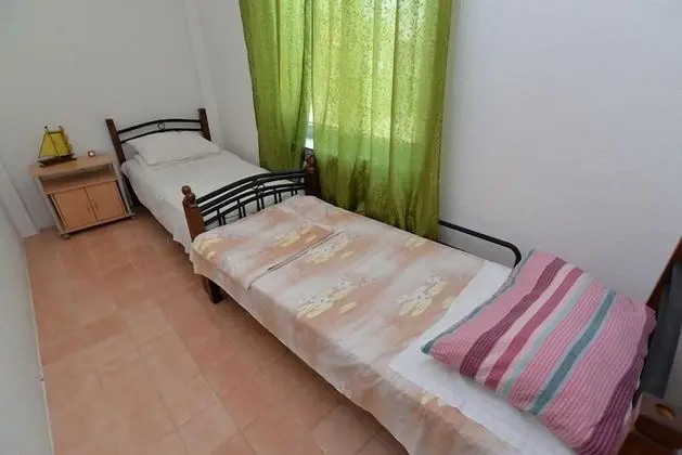 Apart Daire, 3 Yatak Odası (671/1595)