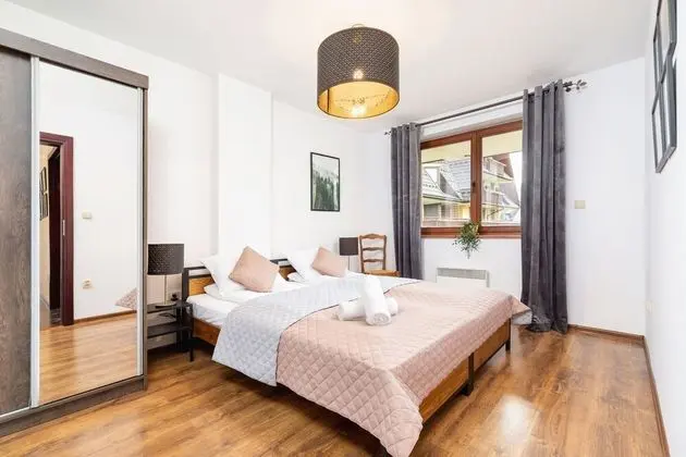 Apart Daire, 2 Yatak Odası, Balkon, Dağ Manzaralı